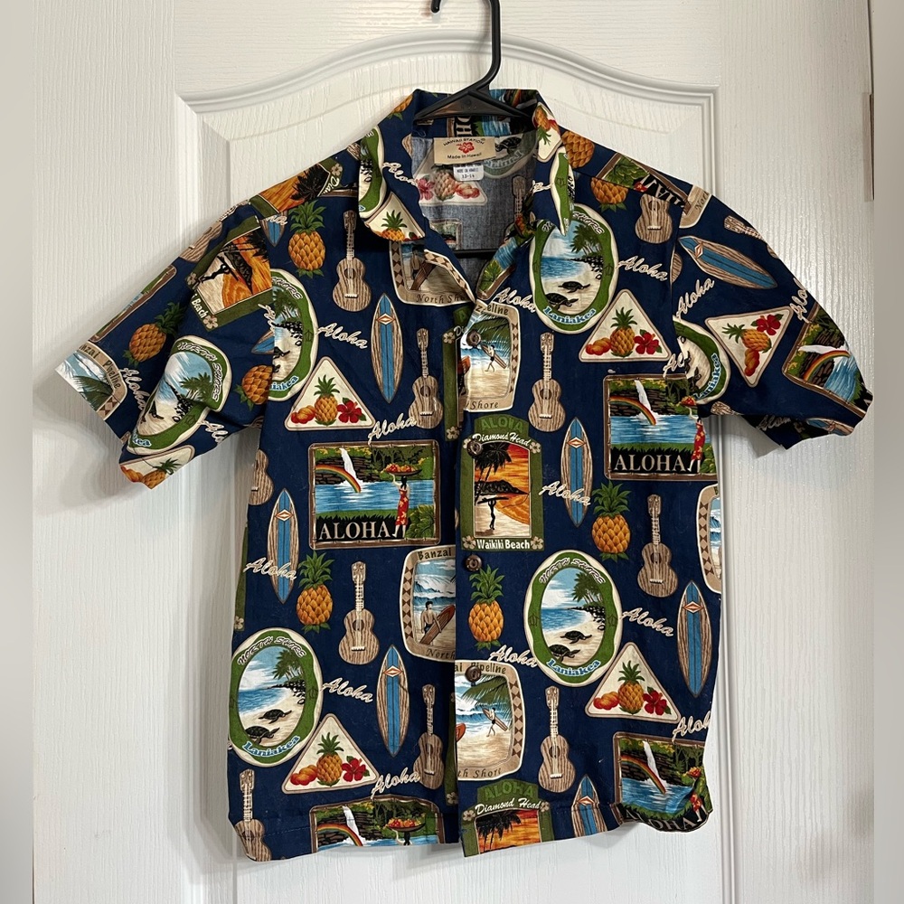 Hawaii Station Youth Button-Up Size 13-14
